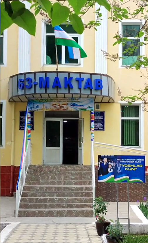63-son maktab binosi va o'quvchilari